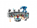 LEGO® Marvel Super Heroes Iron Mans Werkstatt 76125 erschienen in 2019 - Bild: 3
