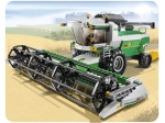 LEGO® Town Combine Harvester 7636 released in 2009 - Image: 1