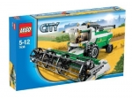 LEGO® Town Combine Harvester 7636 released in 2009 - Image: 4