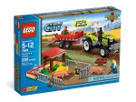 LEGO® Town Pig Farm & Tractor 7684 released in 2010 - Image: 2