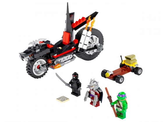 LEGO® Teenage Mutant Ninja Turtles Shredder's Dragon Bike 79101 released in 2013 - Image: 1