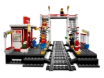LEGO® Train Train Station 7937 released in 2010 - Image: 3