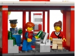 LEGO® Train Bahnhof 7937 erschienen in 2010 - Bild: 4