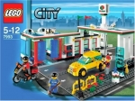 LEGO® Town Tankstelle 7993 erschienen in 2007 - Bild: 1