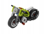 LEGO® Technic Mini-Traktor 8260 erschienen in 2009 - Bild: 2