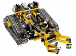 LEGO® Technic Motorized Bulldozer 8275 released in 2007 - Image: 6