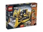 LEGO® Technic Motorized Bulldozer 8275 released in 2007 - Image: 8