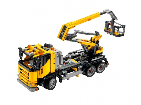 LEGO® Technic Cherry Picker 8292 released in 2008 - Image: 1