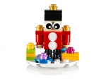 LEGO® Seasonal LEGO® Spielzeugsoldat-Weihnachtsbaumschmuck 853907 erschienen in 2019 - Bild: 1