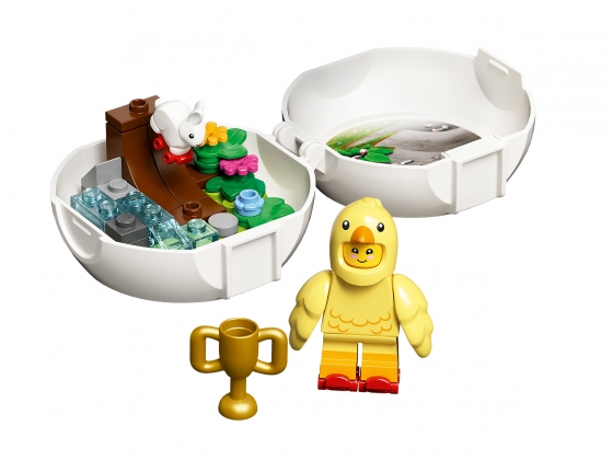 LEGO® Promotional Chicken Skater Pod 853958 released in 2020 - Image: 1