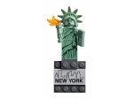 LEGO® Gear Statue of Liberty Magnet 854031 released in 2020 - Image: 1