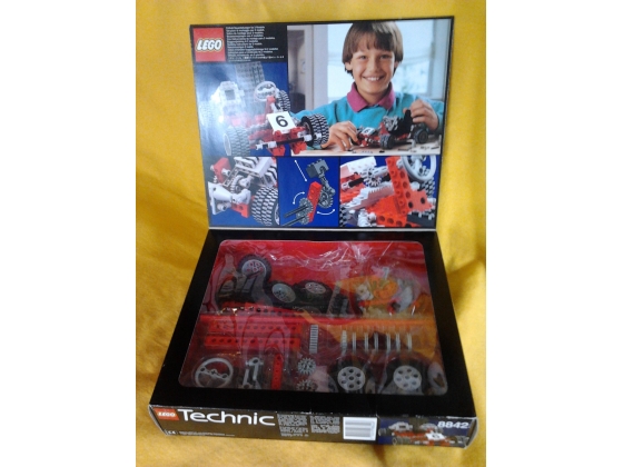 LEGO® Technic Go-Cart 8842 released in 1986 - Image: 1