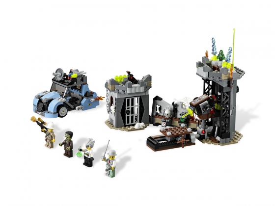 LEGO® Monster Fighters The Crazy Scientist & His Monster 9466 released in 2012 - Image: 1